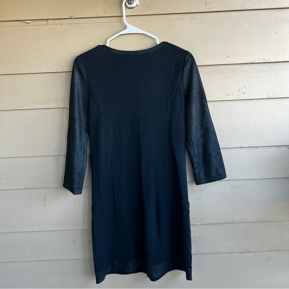 Theory Black Long Sleeve Dress - Women's Size XS Modest Contemporary Office - Picture 4 of 4